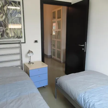 Regio Parco, Terrace And Free Garage Apartment Turin